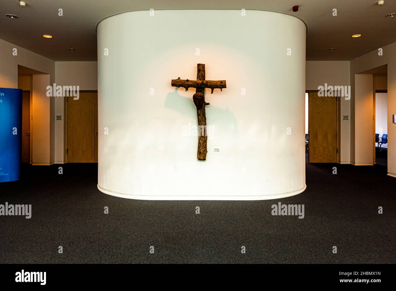 Crocefix opera di Anatol Herzfeld a Neuss, Germania Foto Stock