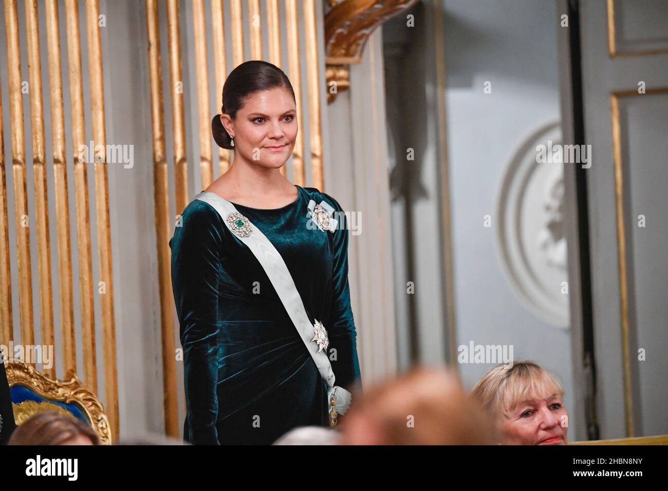 Crown Princess Victoria partecipa alla cerimonia annuale della Swedish Academy presso l'edificio della Vecchia Borsa di Stoccolma Svezia 20 dicembre 2021. Foto: Henrik Montgomery / TT code 10060 Foto Stock