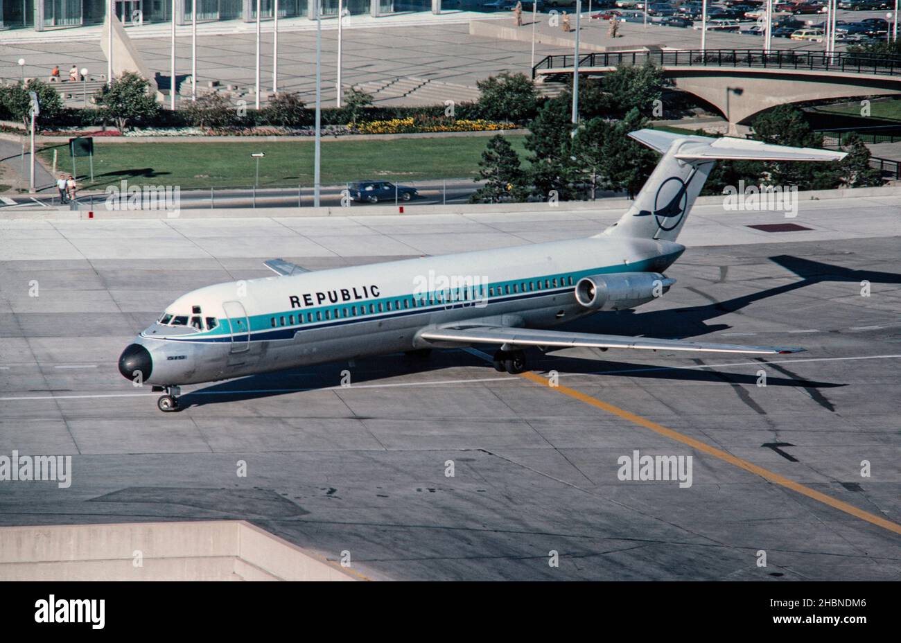 A Republic Airways McDonnell Douglas DC-9 airliner alla fine del 1980s. Foto Stock