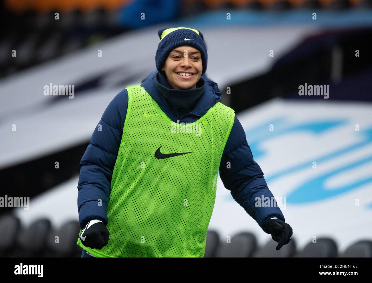 Londra, Regno Unito. 19th Dic 2021. Spurs Women portiere Becky Spencer durante la partita FAWSL tra Tottenham Hotspur Women e Everton Ladies al Hive, Londra, Inghilterra, il 19 dicembre 2021. Foto di Andrew Aleksiejczuk/prime Media Images. Credit: Prime Media Images/Alamy Live News Foto Stock