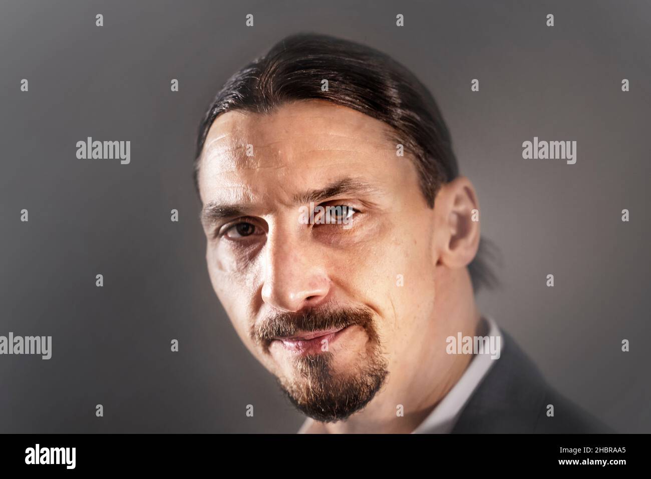 Il calciatore svedese Zlatan Ibrahimovic, fotografato al Palazzo dell'Arte di Milano il 12 dicembre 2021. Foto: Thomas Karlsson / DN / TT / code 3523 ***EXCLUSIVE*** Foto Stock
