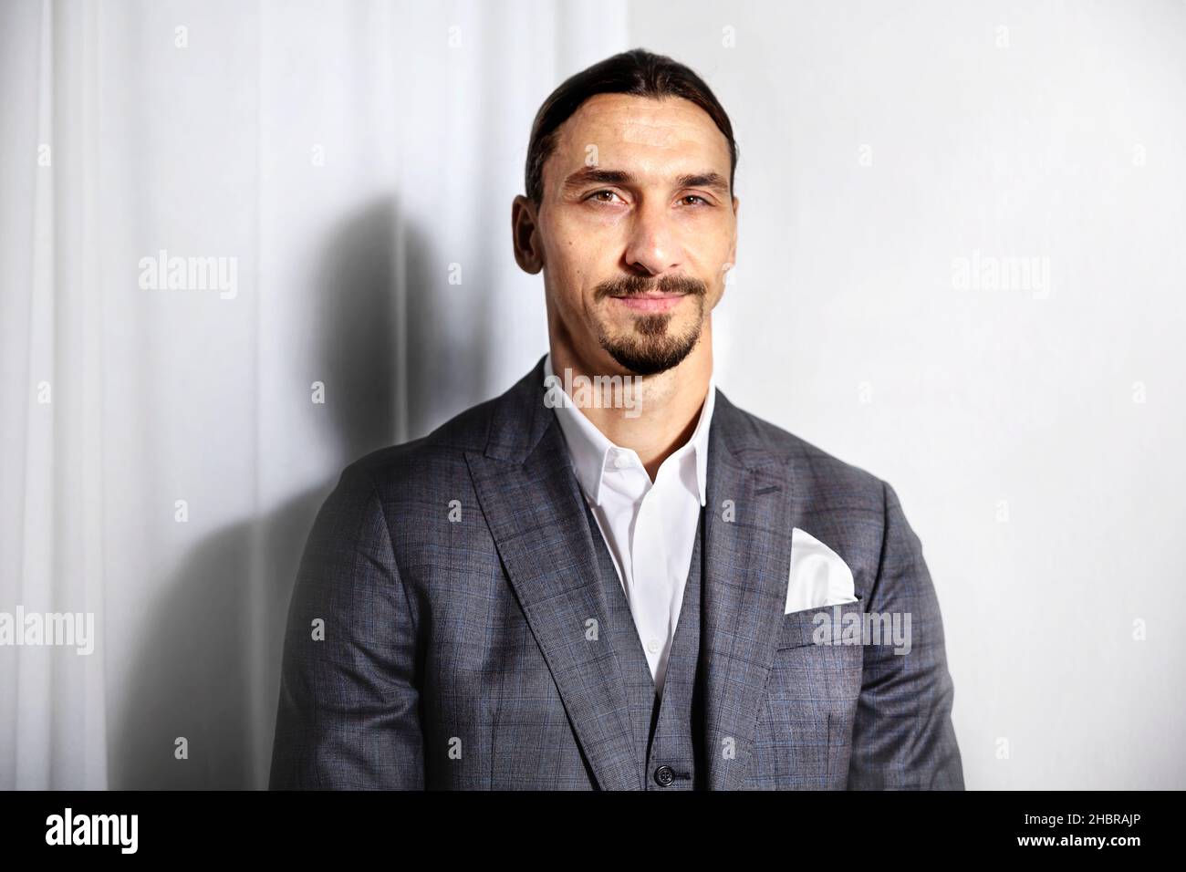 Il calciatore svedese Zlatan Ibrahimovic, fotografato al Palazzo dell'Arte di Milano il 12 dicembre 2021. Foto: Thomas Karlsson / DN / TT / code 3523 ***EXCLUSIVE*** Foto Stock