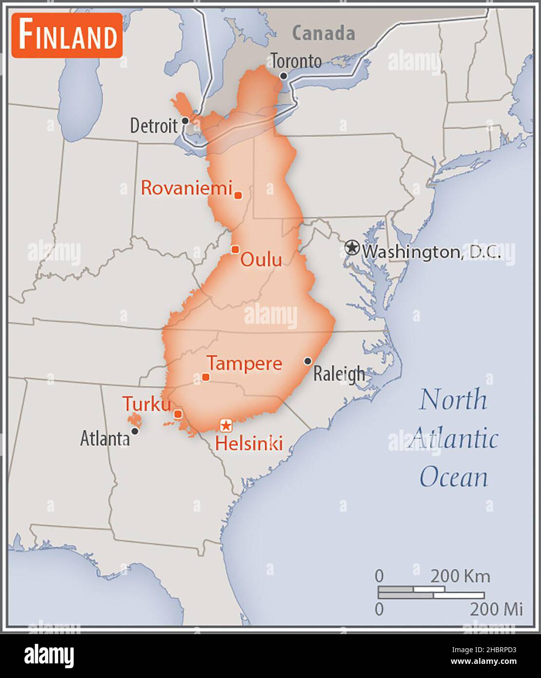 Mappa della Finlandia. Confronto delle aree di due paesi. L'area della Finlandia con le città più grandi (rossa) si sovrappone all'area degli Stati Uniti d'America (sfondo grigio) ca. 17 febbraio 2014 Foto Stock
