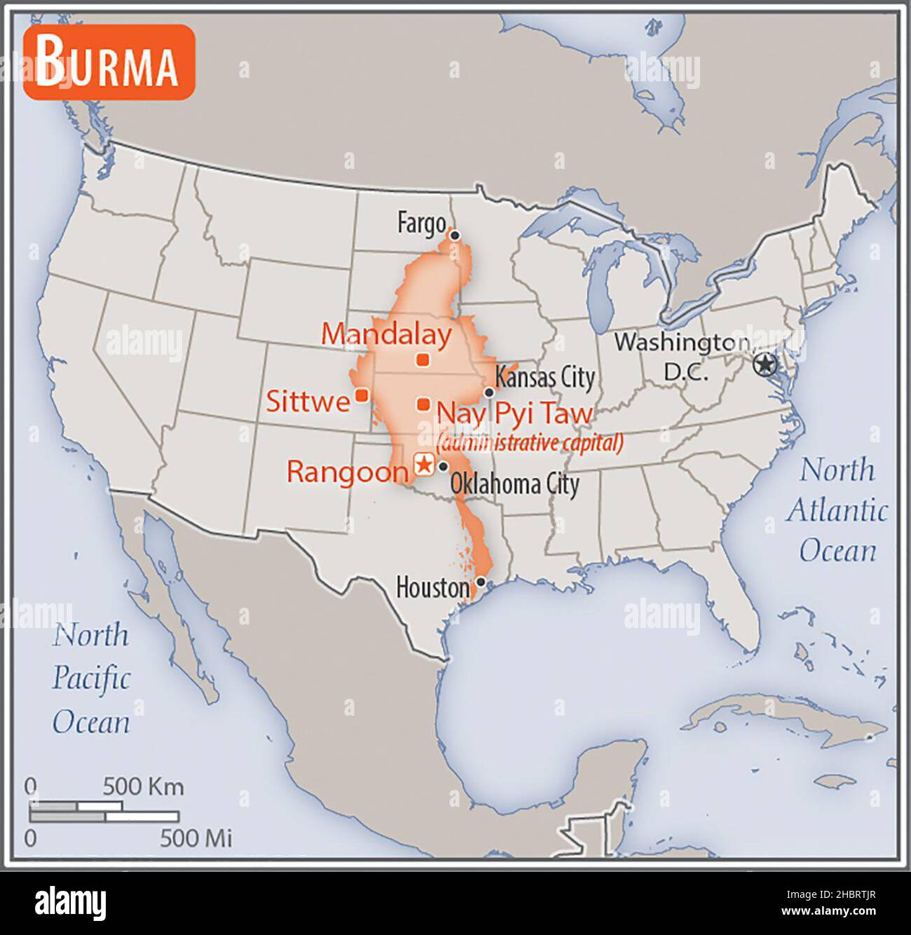 Mappa di Myanmar. Confronto delle aree di due paesi. L'area di Myanmar con le città più grandi (rosso) sovrappone l'area degli Stati Uniti d'America (sfondo grigio) ca. 17 febbraio 2014 Foto Stock