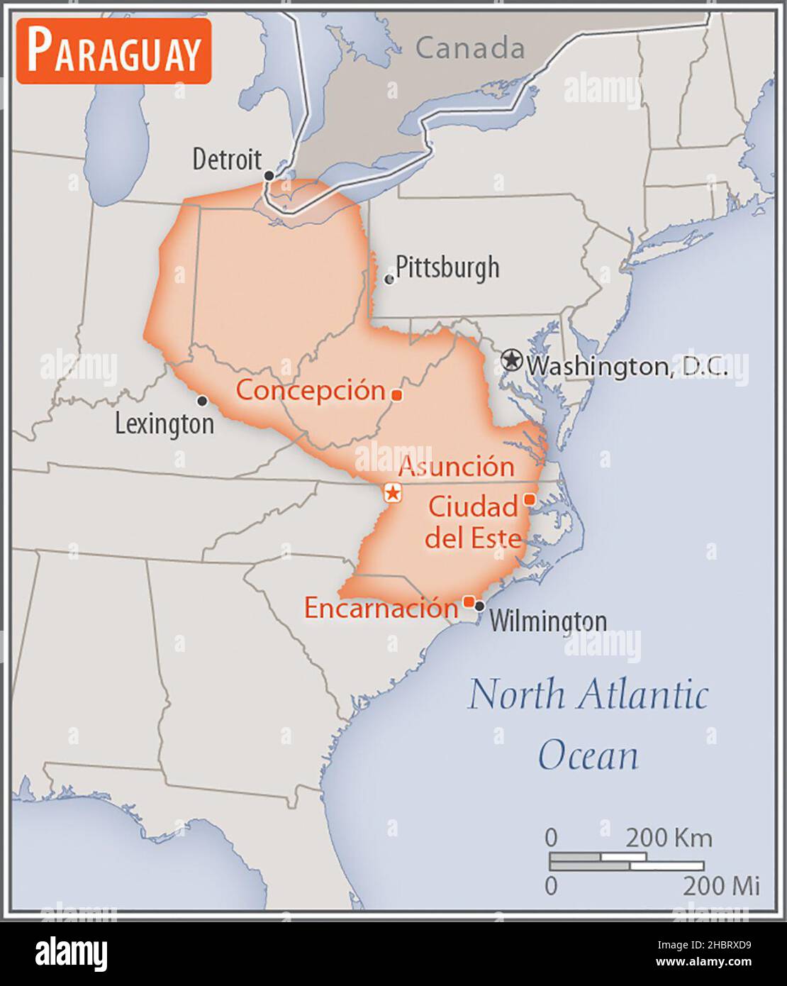 Mappa del Paraguay. Confronto delle aree di due paesi. L'area del Paraguay con le città più grandi (rosso) sovrappone l'area degli Stati Uniti d'America (sfondo grigio) ca. 17 febbraio 2017 Foto Stock
