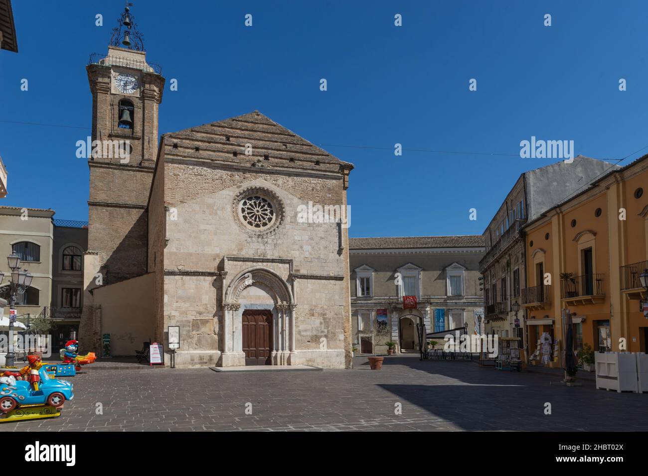 Corso corso di Parma, Cattedrale di San Giuseppe, Città Vecchia; vasto, Abruzzo, Italia, Europa Foto Stock