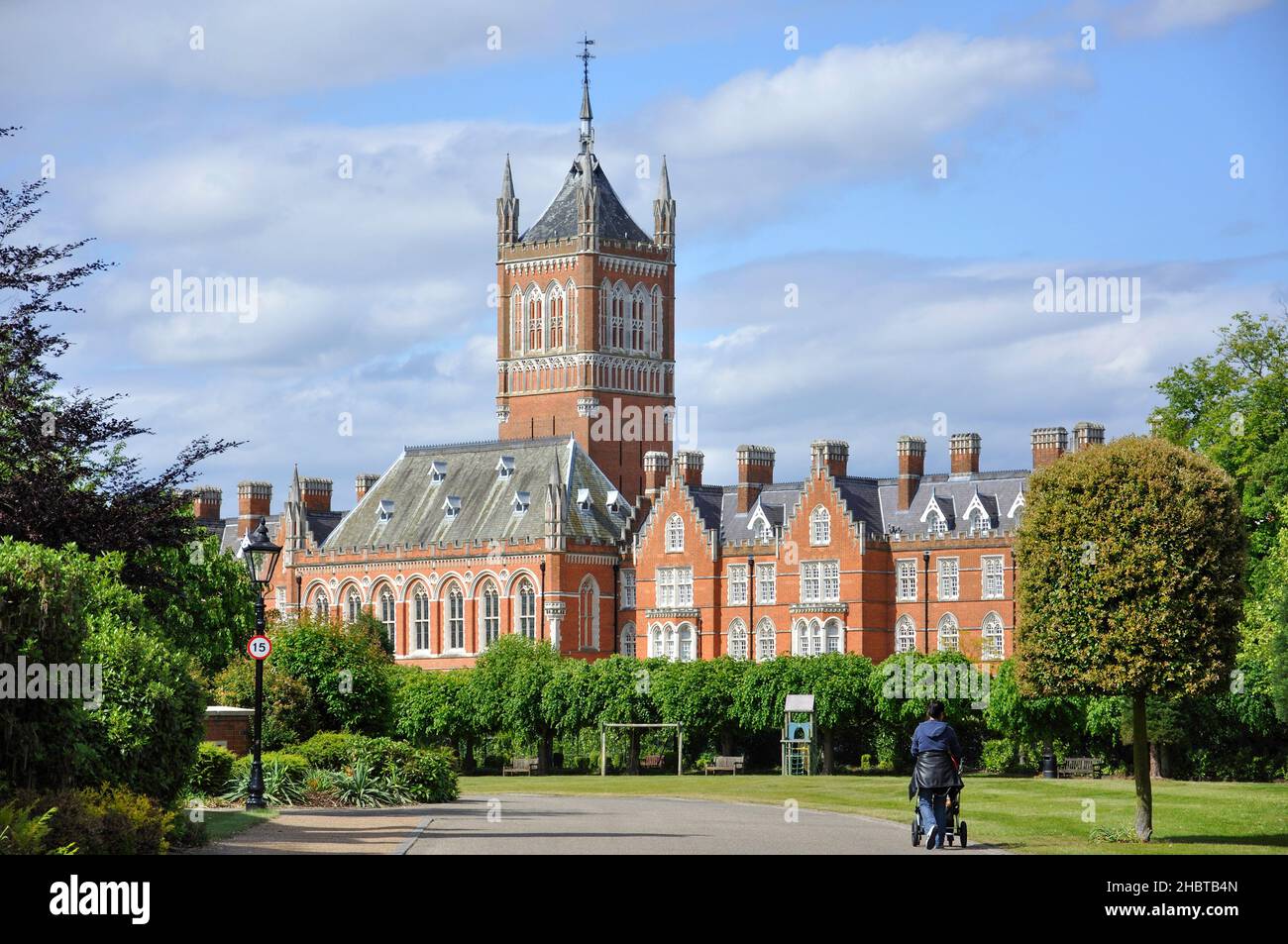 Virginia Park complesso residenziale, St. Ann's Heath, Virginia Water, Surrey, England, Regno Unito Foto Stock