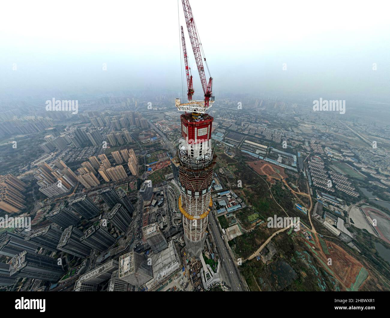 Fotografia aerea del moderno edificio skyline vista notturna di Chengdu, Cina. Foto Stock