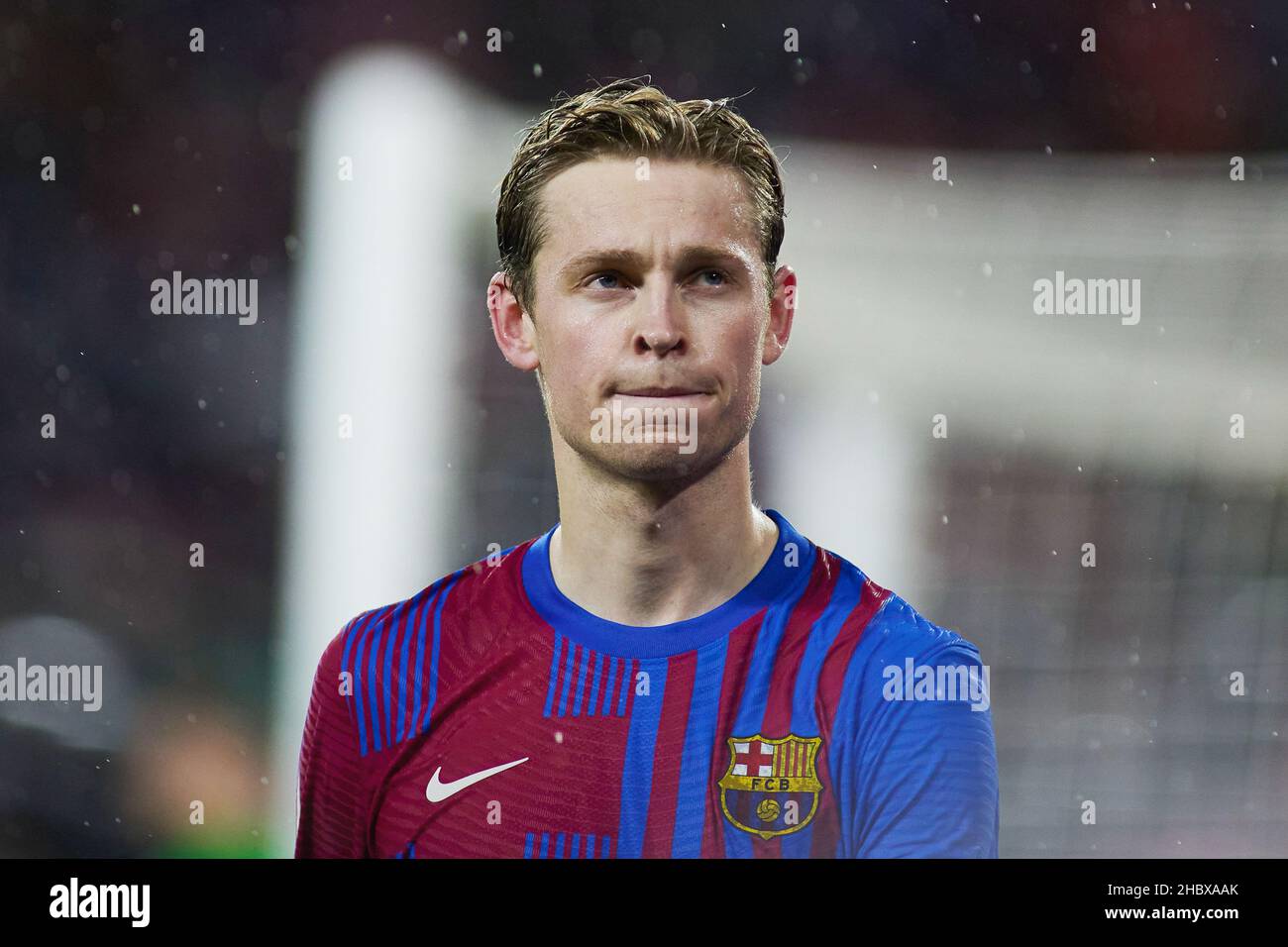 Frenkie de Jong del FC Barcellona durante il campionato spagnolo la Liga partita di calcio tra Sevilla FC e FC Barcellona il 21 dicembre 2021 allo stadio Ramon Sanchez-Pizjuan di Siviglia, Spagna - Foto: Joaquin Corchero/DPPI/LiveMedia Foto Stock