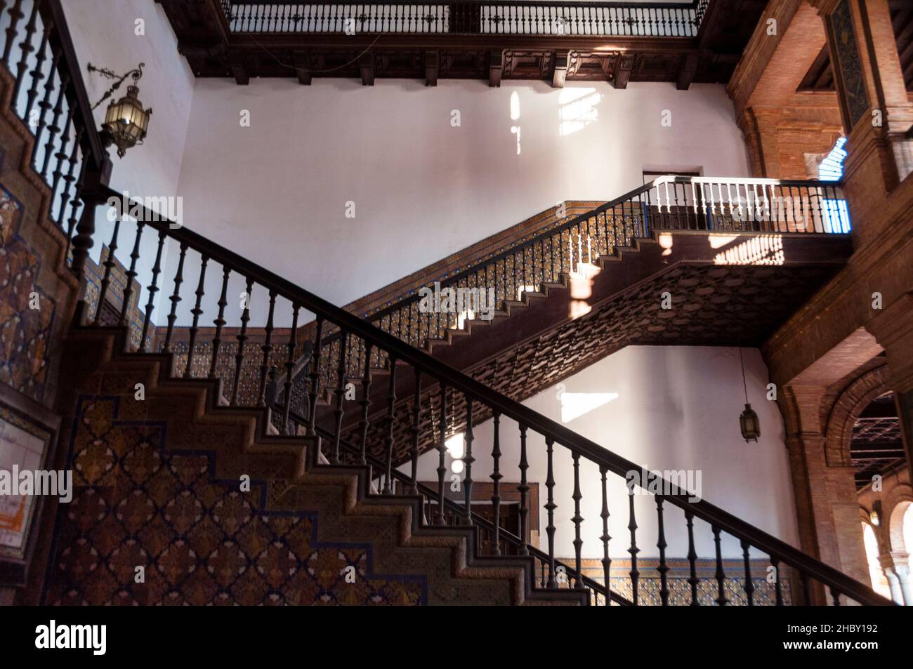 Interno dell'ingresso a Plaza de España o Plaza de Seville a Siviglia, Spagna. Foto Stock