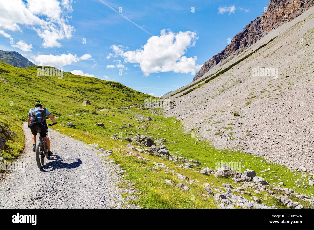 Val Alpisella, Bormio (IT), escursione in mountain bike Foto Stock