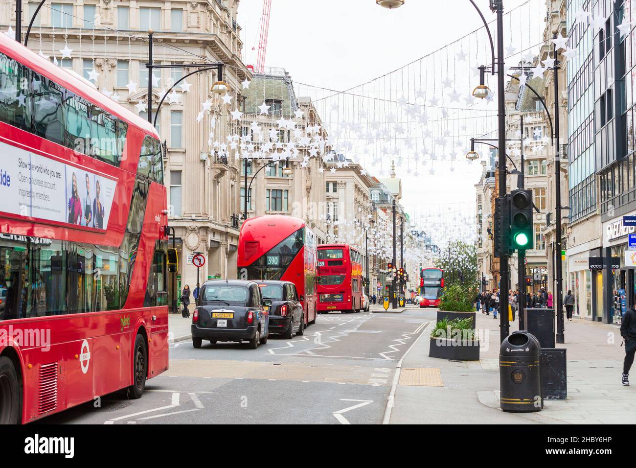 Oxford Street, london Red Bus, regno unito Foto Stock