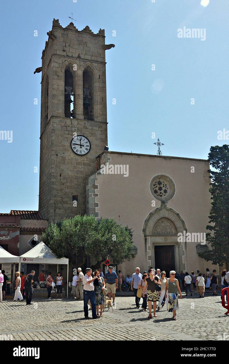 Chiesa di Sant Julià in Argentona nella provincia di Maresme di Barcellona, Catalogna, Spagna Foto Stock