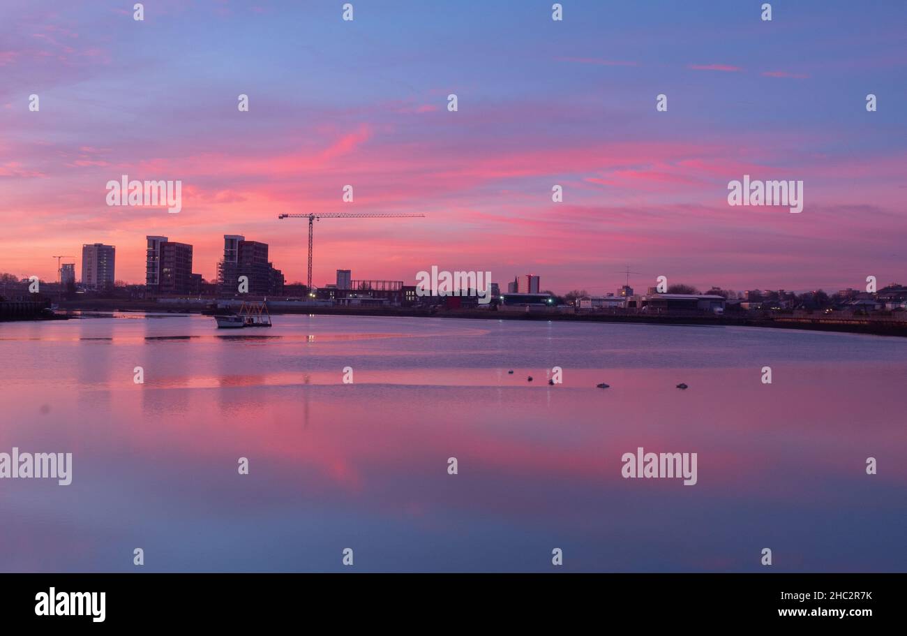 Alba a St Denys, Southampton Foto Stock