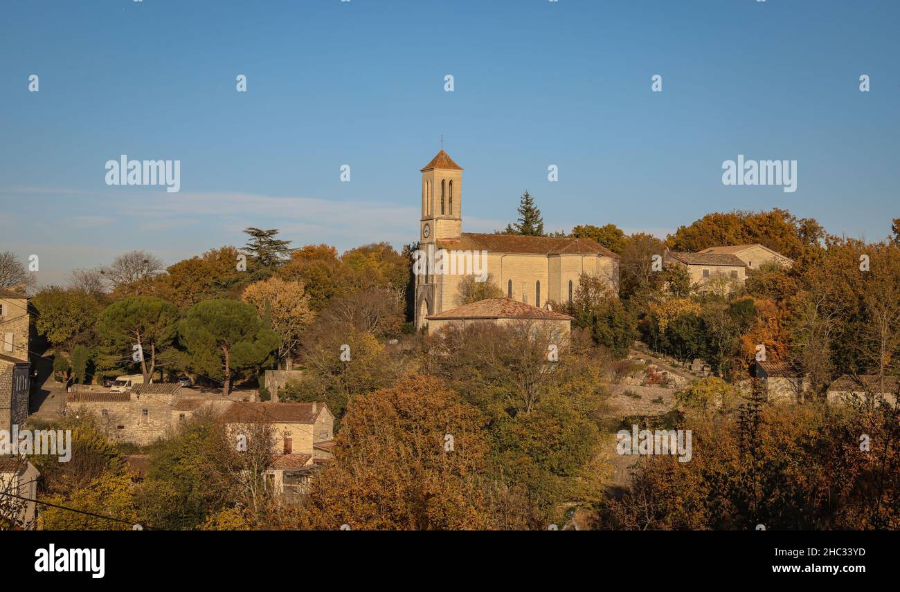 Chiesa romanica di sante Marie in Balazuc Foto Stock