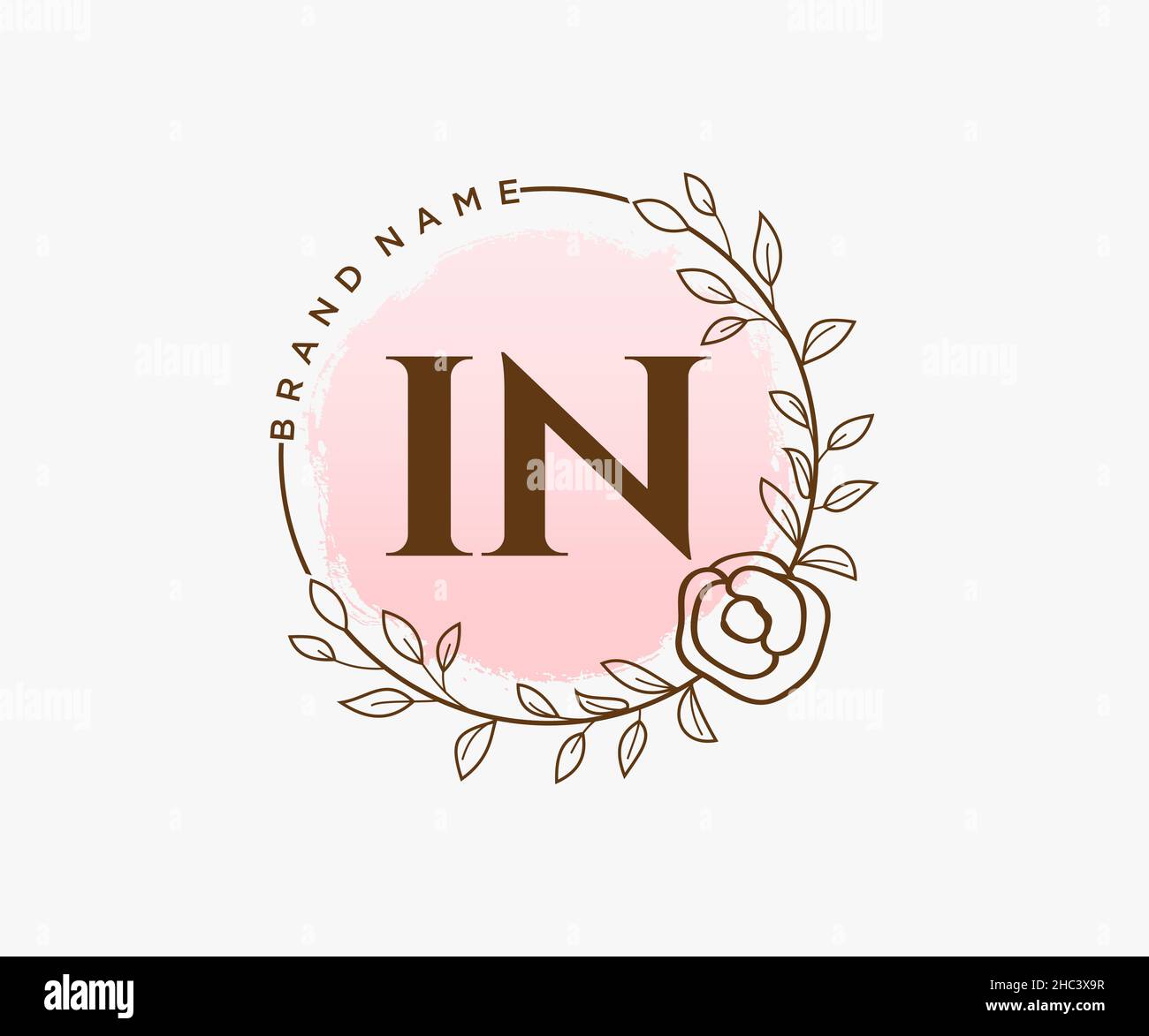 IN logo femminile. Utilizzabile per la natura, salone, centro benessere, cosmetici e loghi di bellezza. Elemento modello di disegno con logo a vettore piatto. Illustrazione Vettoriale IN logo femminile. Utilizzabile per la natura, salone, centro benessere, cosmetici e loghi di bellezza. Elemento modello di disegno con logo a vettore piatto. Illustrazione Vettoriale