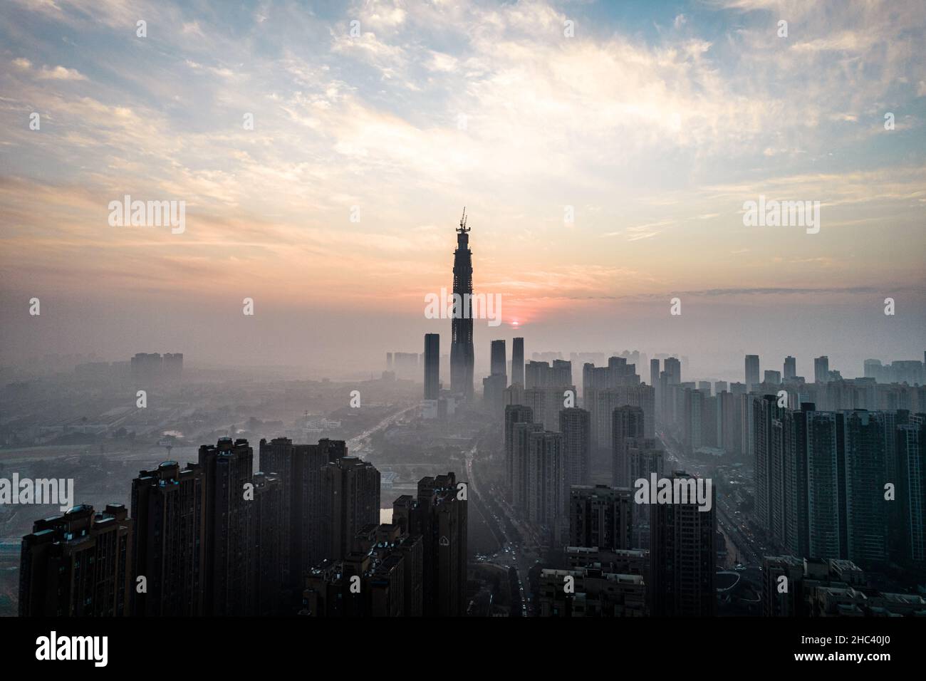 Fotografia aerea del moderno edificio skyline vista notturna di Chengdu, Cina. Foto Stock