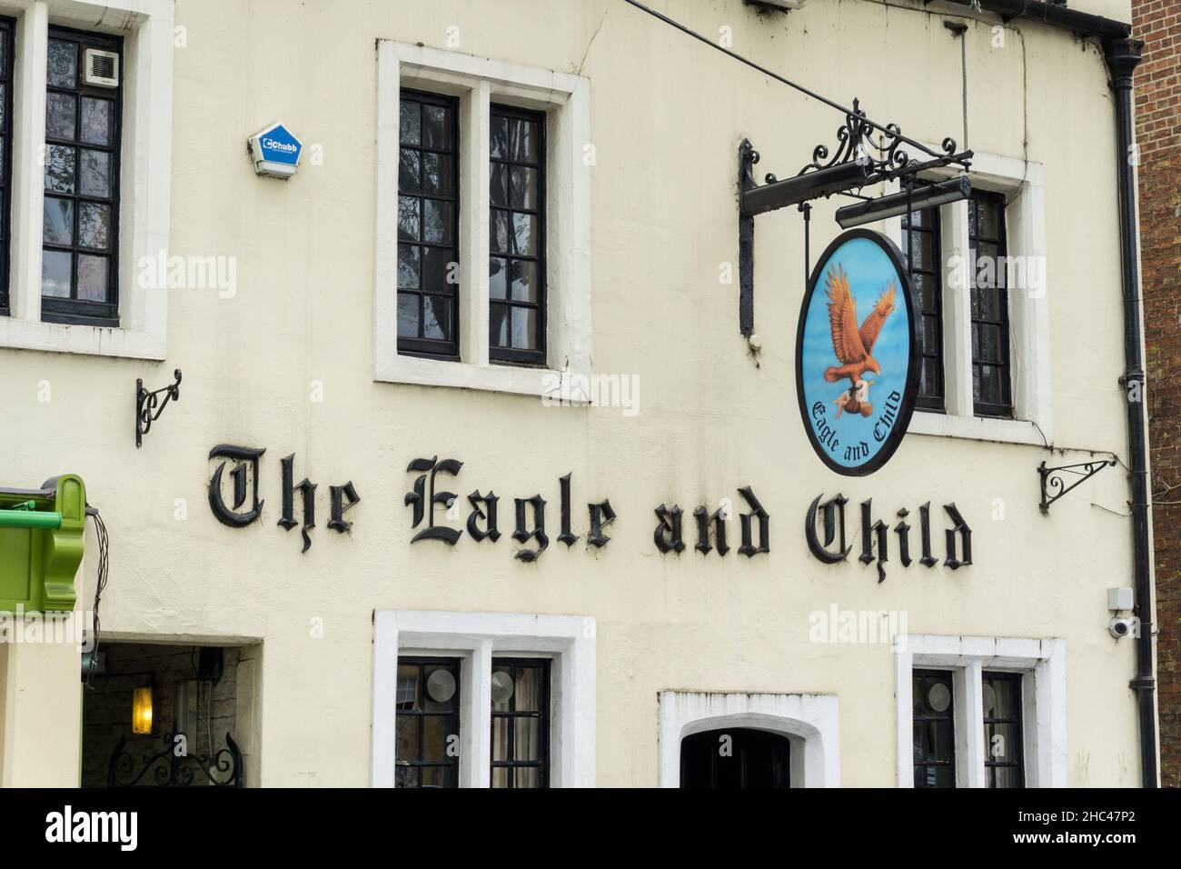 Facciata dello storico pub Eagle and Child, Oxford, Regno Unito; C S Lewis e JRR Tolkien erano due dei suoi rinomati clienti Foto Stock