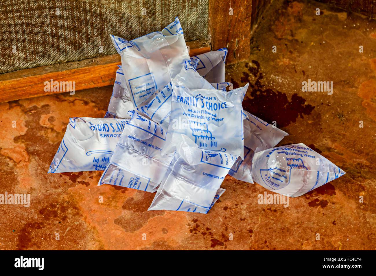 Porzioni di acqua potabile Foto Stock
