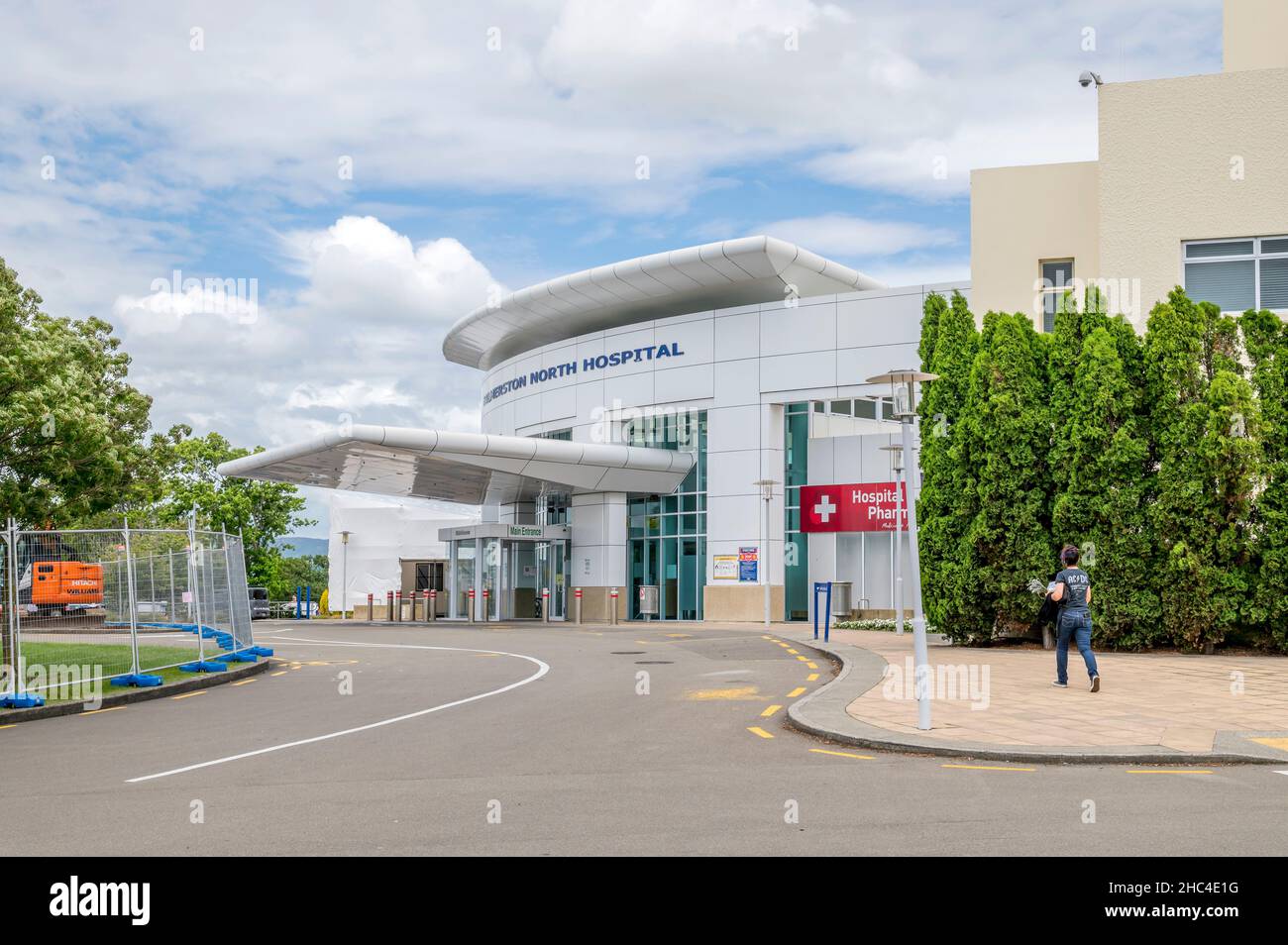 L'entrata e l'esterno dell'ospedale di Palmerston North in Ruahine St Foto Stock