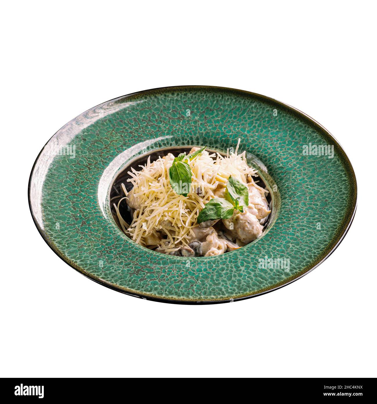 Fetuchini al sugo di panna con pollo e funghi Foto Stock