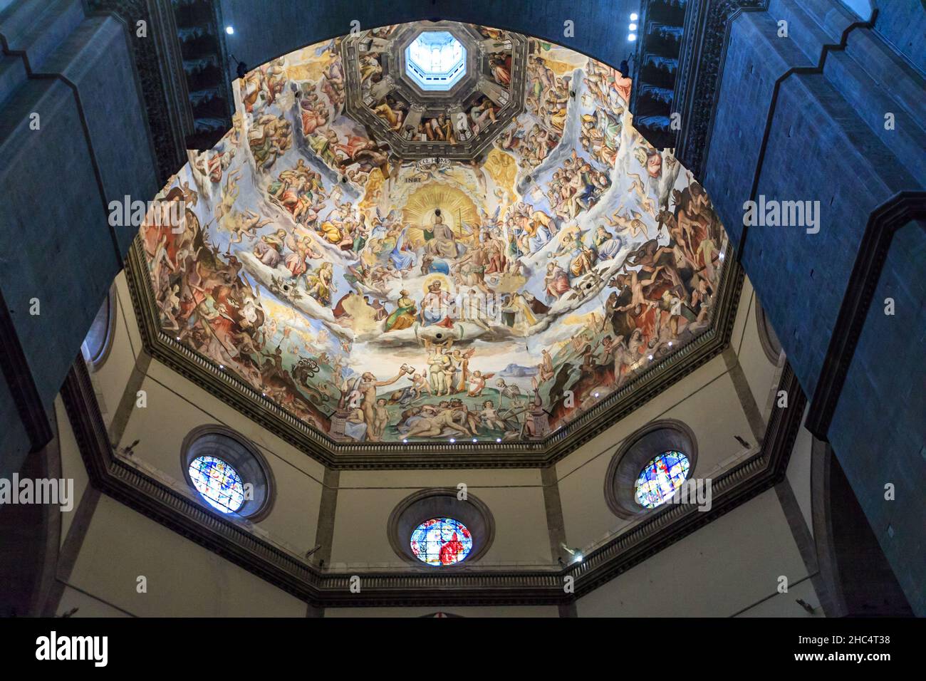 Dipinti nella Cattedrale di Santa Maria del Fiore di cupola raffiguranti il Giudizio universale. Firenze. Italia. Foto Stock