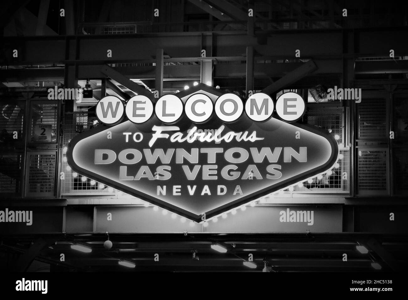 Benvenuto al favoloso cartello in bianco e nero del centro di Las Vegas Foto Stock