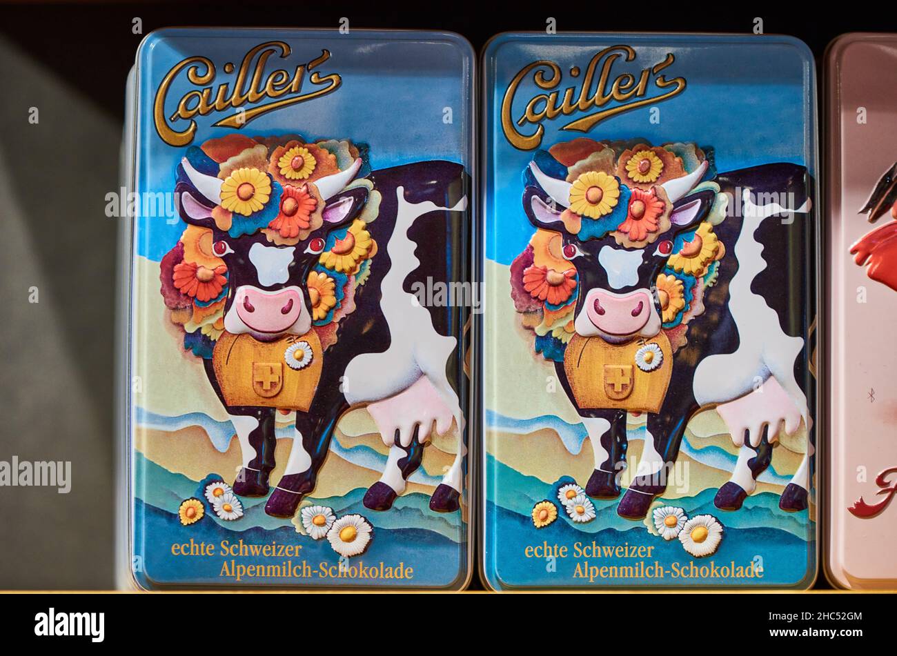 Vari dolci nel negozio di cioccolato Maison Cailler a Broc, Svizzera Foto Stock