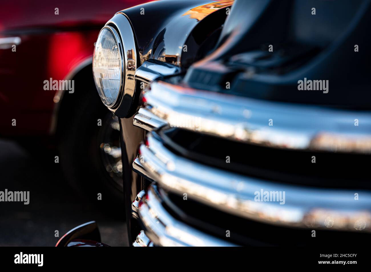 Primo piano di una parte anteriore di un'auto d'epoca Foto Stock