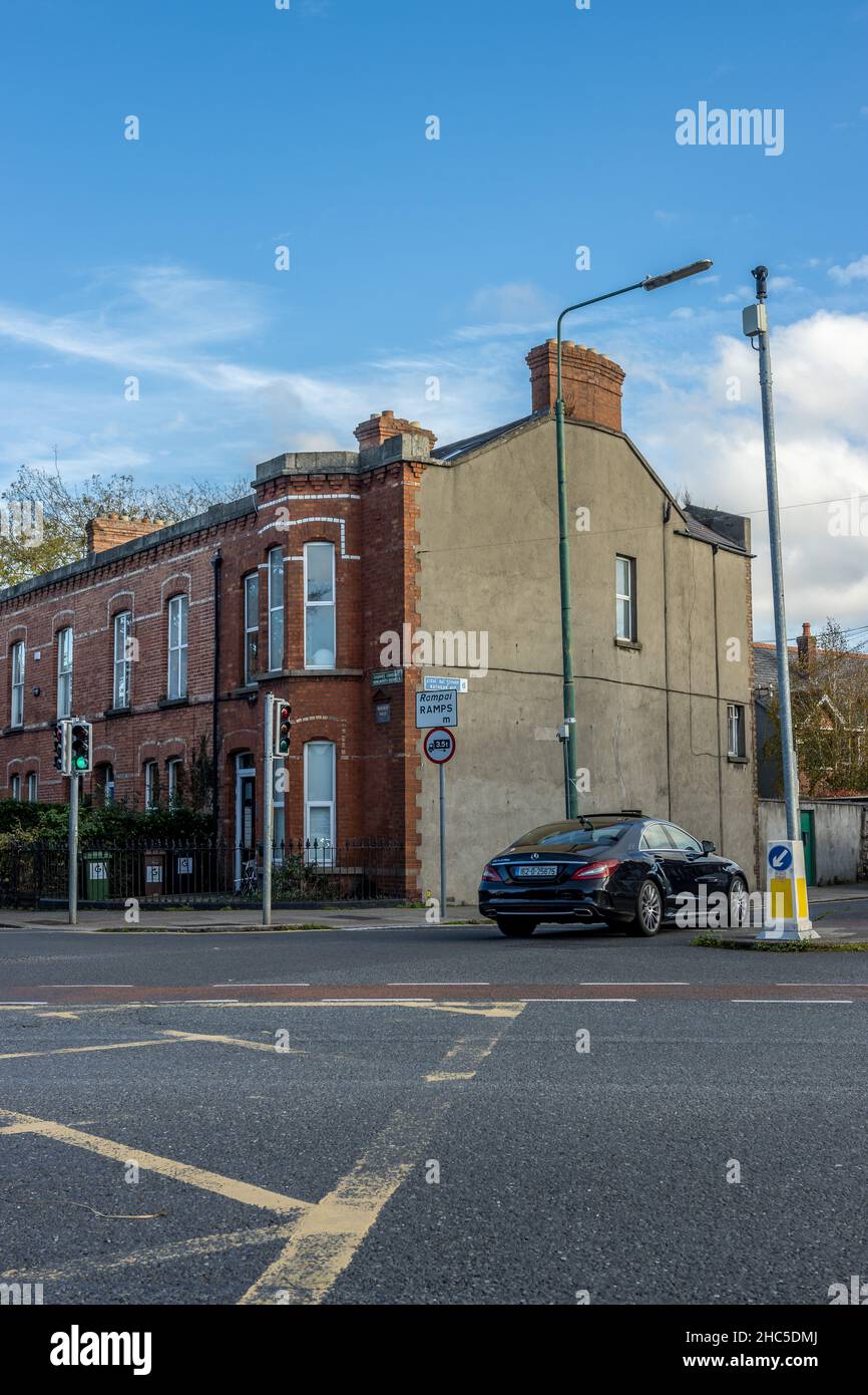 Dublino, Irlanda - Novembre 11 2021 'architettura nel famoso quartiere di Dublino Harold's Cross' Foto Stock