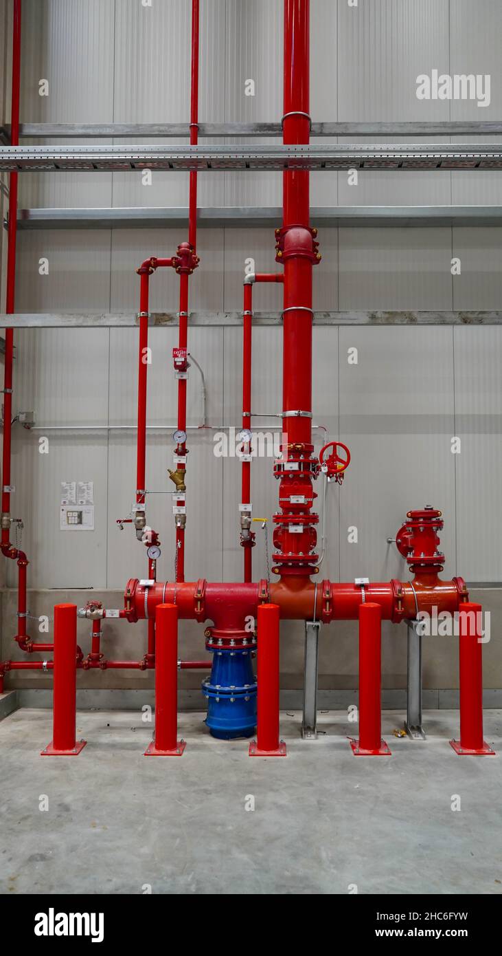 Fire sprinkler system immagini e fotografie stock ad alta risoluzione -  Alamy