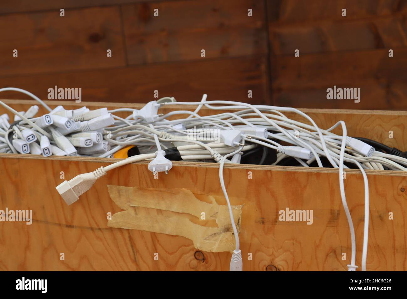 scatola con tappi per materiale tecnologico Foto Stock