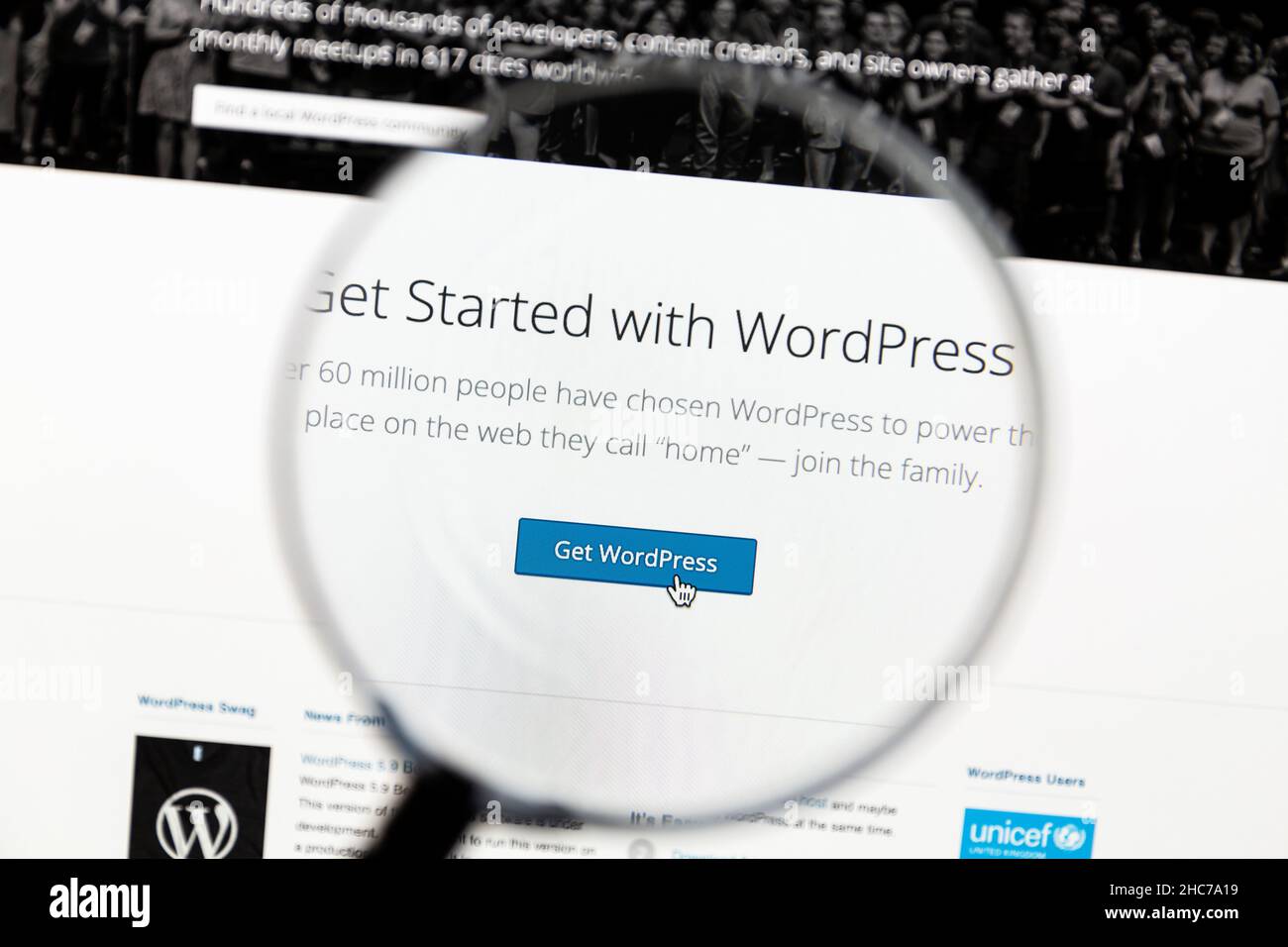 Ostersund, Svezia - 2 dicembre 2021: Sito web di WordPress su uno schermo del computer. Wordpress è un sistema di gestione dei contenuti (CMS) libero e open-source basato su Foto Stock