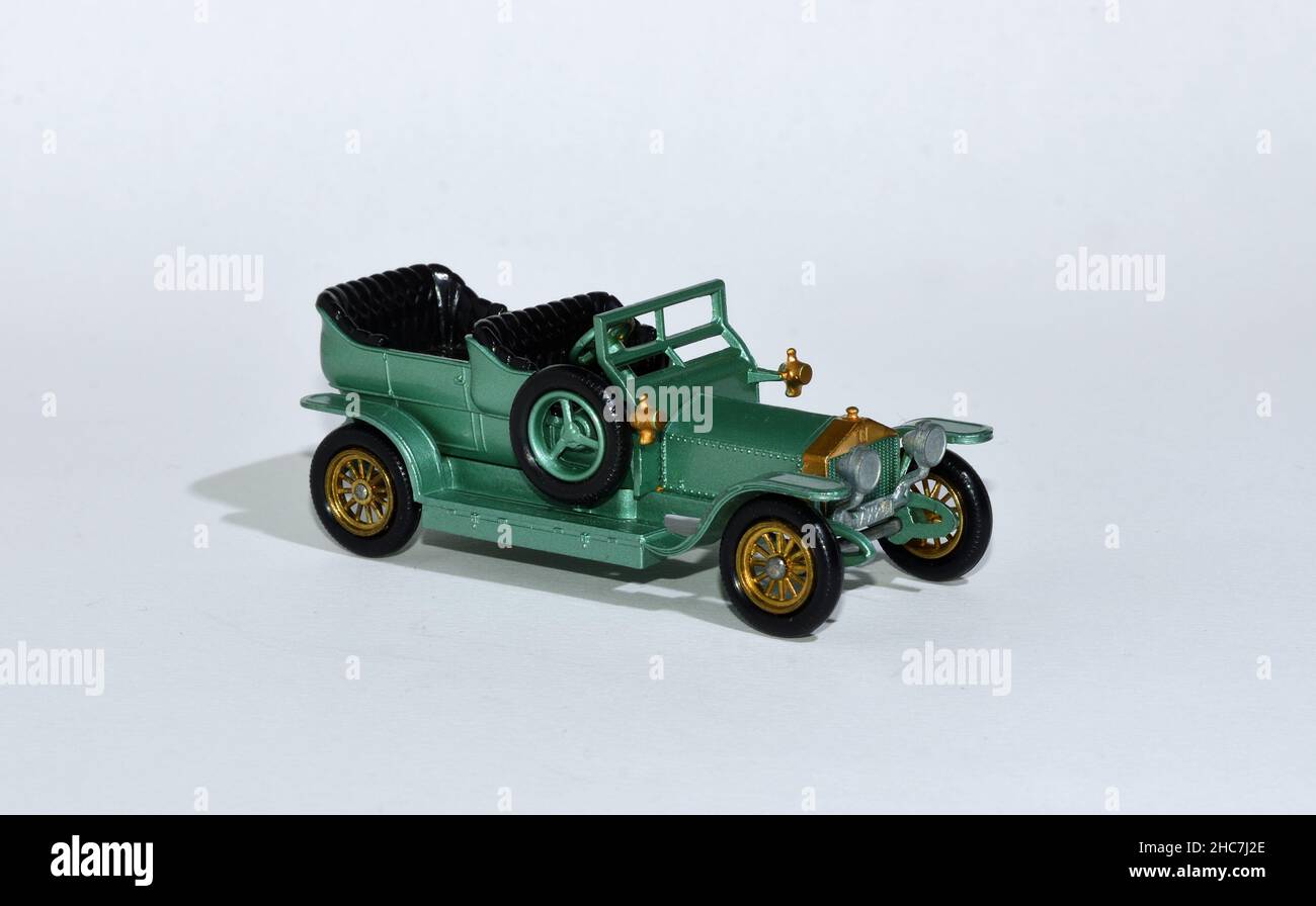 Giocattolo pressofuso modello auto Rolls Royce Silver Ghost un Matchbox ieri prodotto da Lesney con sfondo bianco. Foto Stock