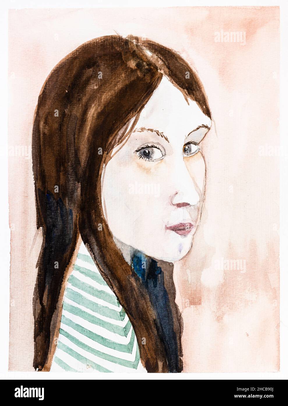 ritratto di ragazza adolescente bianca con faccia pallida e capelli lunghi e lisci marroni disegnati a mano da acquerelli su carta bianca testurizzata Foto Stock