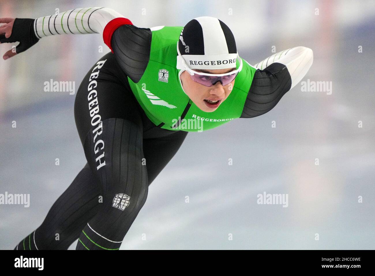 HEERENVEEN, PAESI BASSI - DICEMBRE 26: Marrit Fledderus che gareggia durante l'Olympisch Kwalificatie Toernooi a Thialf il 26 Dicembre 2021 a Heerenveen, Paesi Bassi (Foto di Douwe Bijlsma/Orange Pictures) Foto Stock