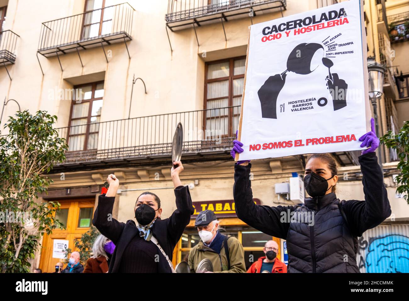 Valencia, Spagna; 21 gennaio 2021: Manifestanti contro le misure contro Covid adottate contro il settore alberghiero dal governo locale. Foto Stock