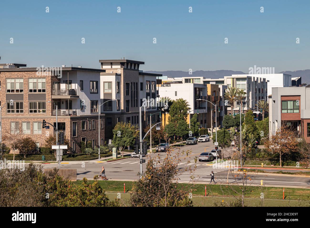Alloggi residenziali a Playa Vista. Playa Vista è una comunità pianificata con componenti residenziali, commerciali e al dettaglio, tra cui un grande tecnolo Foto Stock