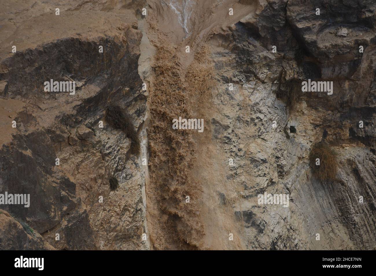 Flash Flood nel deserto di Negev, Israele. Fotografato a Wadi Tzeelim dopo forti piogge Foto Stock