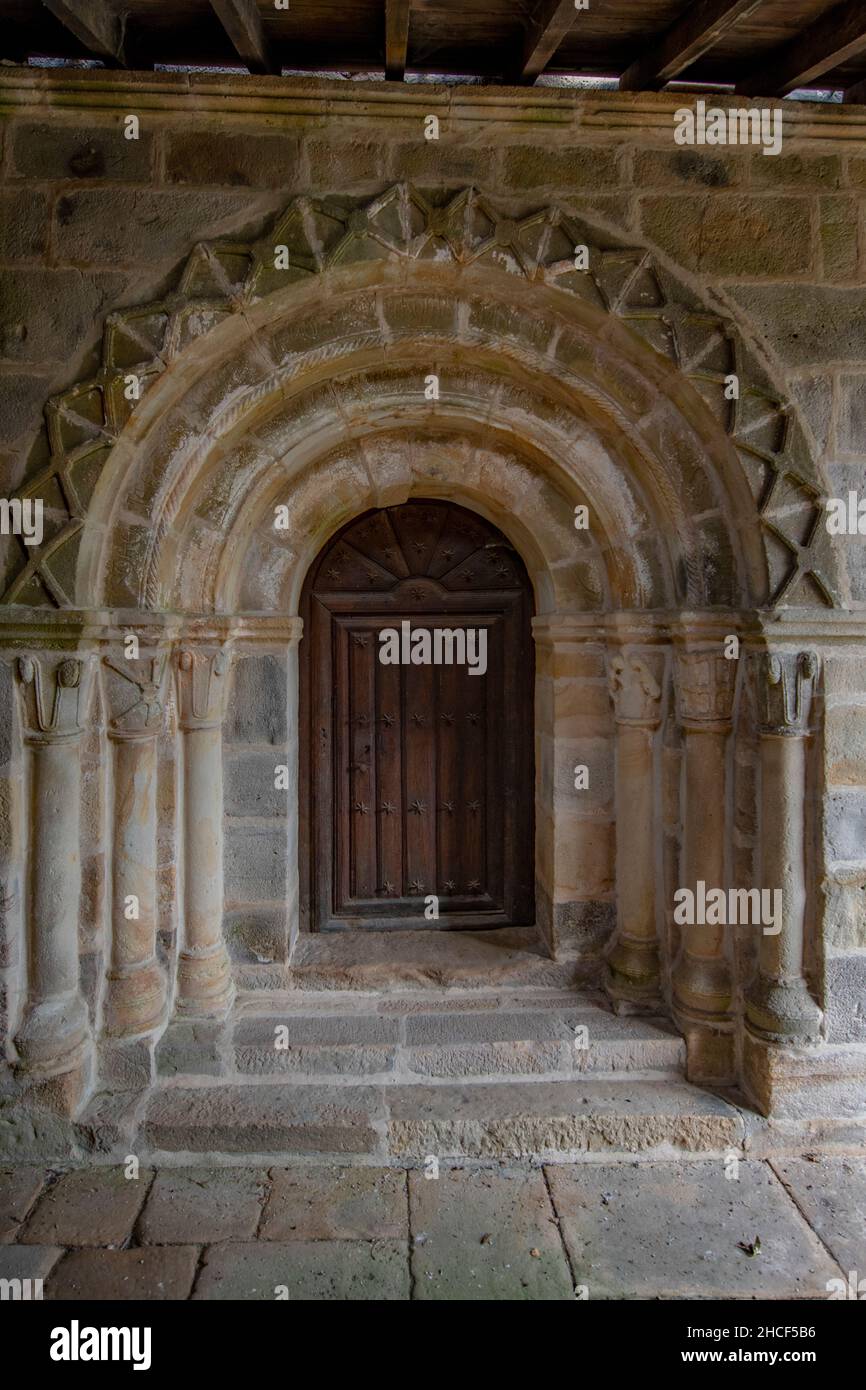 Chiesa romanica di Santa Maria la Real a Barruelo de los Carabeos Foto Stock