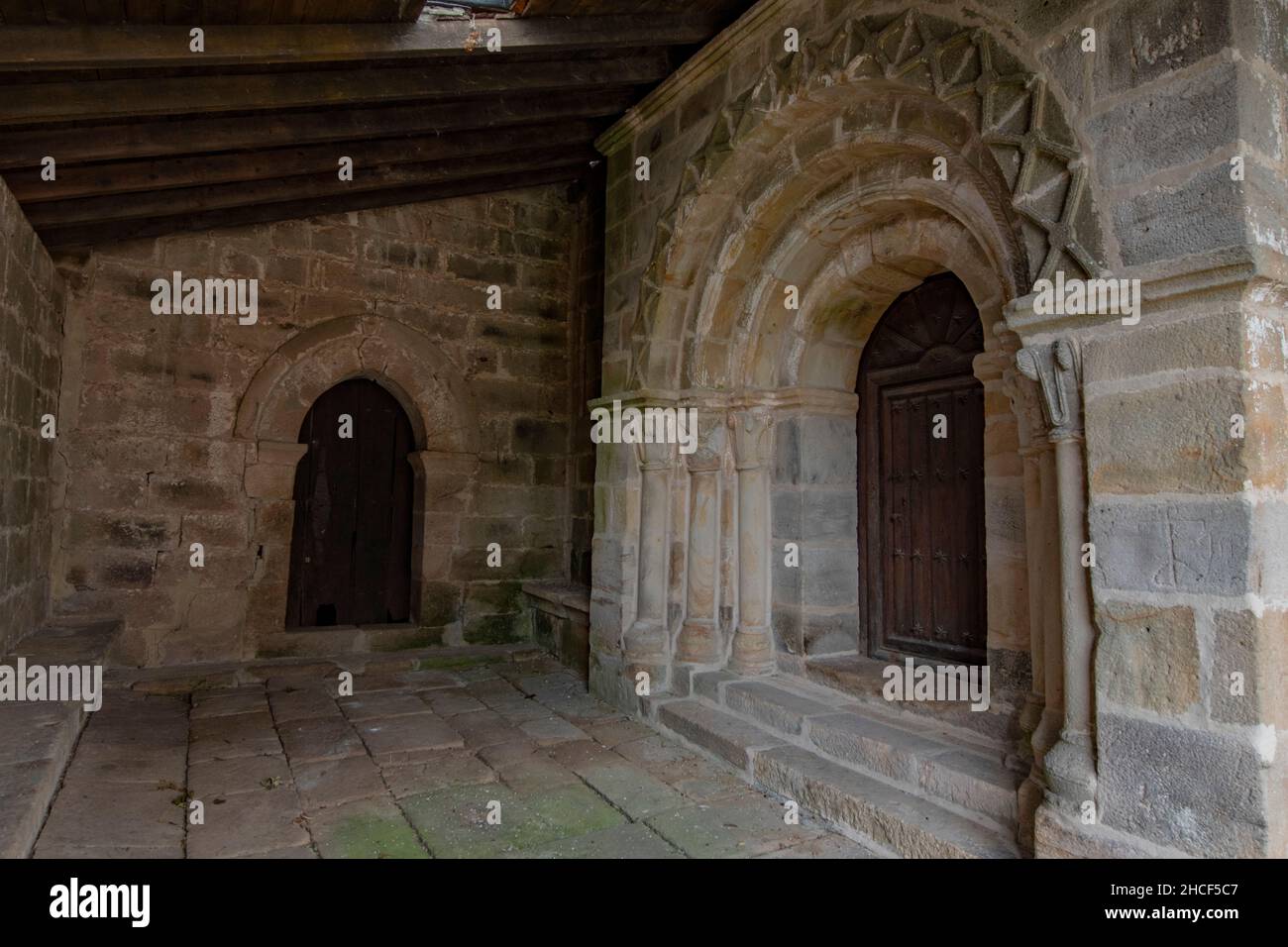 Chiesa romanica di Santa Maria la Real a Barruelo de los Carabeos Foto Stock