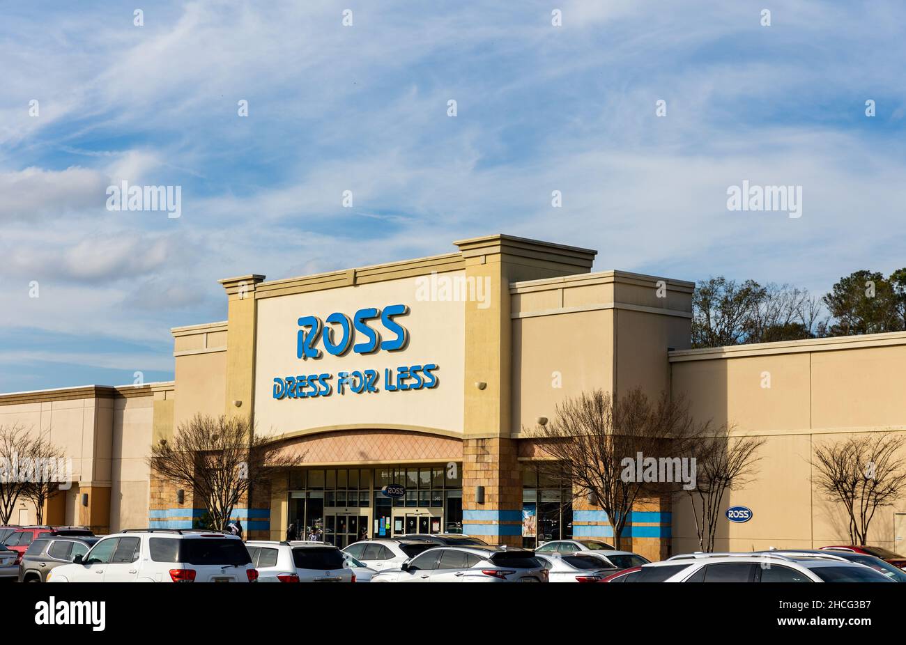 Flowood, MS - 15 dicembre 2021: Ross Dress for less è una catena di grandi magazzini a prezzi scontati Foto Stock