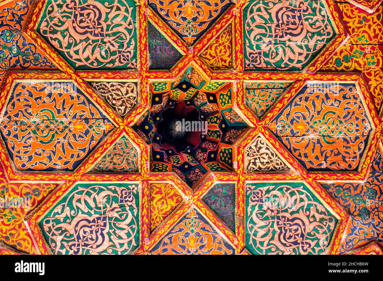 Harem con ayvan lavorato molto finemente, soffitto in legno, Palazzo Toshxauli, Khiva, Uzbekistan, Khiva, Uzbekistan Foto Stock