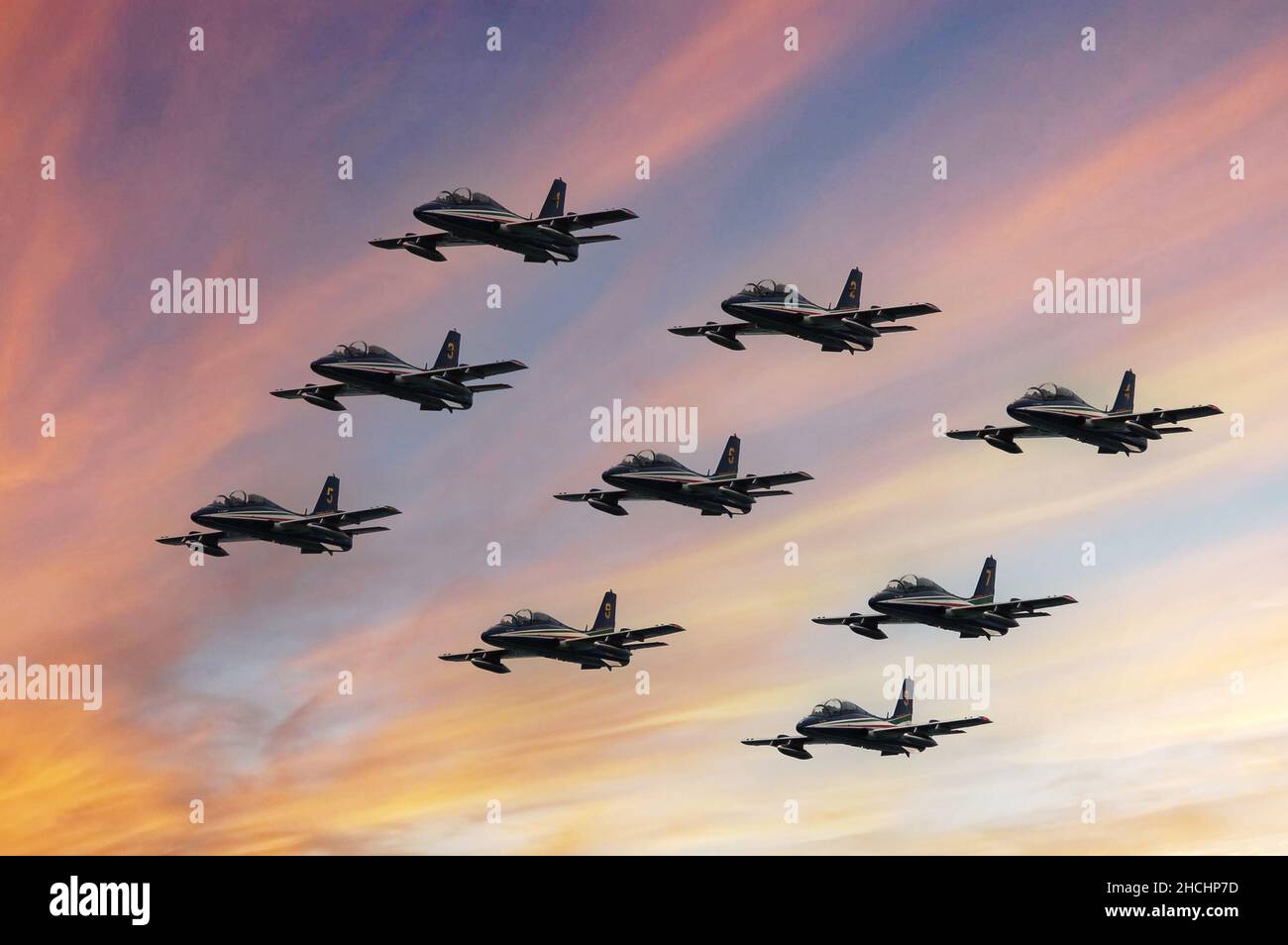Gruppo Aerobatico di Frecce Tricolori, formazione aerea nazionale italiana durante una mostra Foto Stock