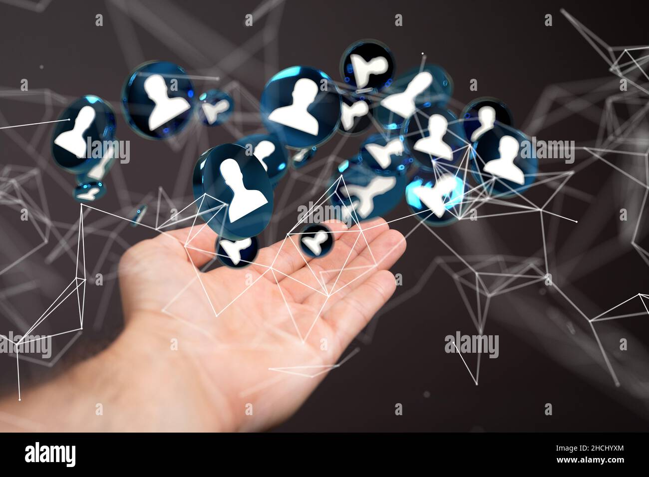 Primo piano di una mano con le icone blu di connessione di rete sopra Foto Stock