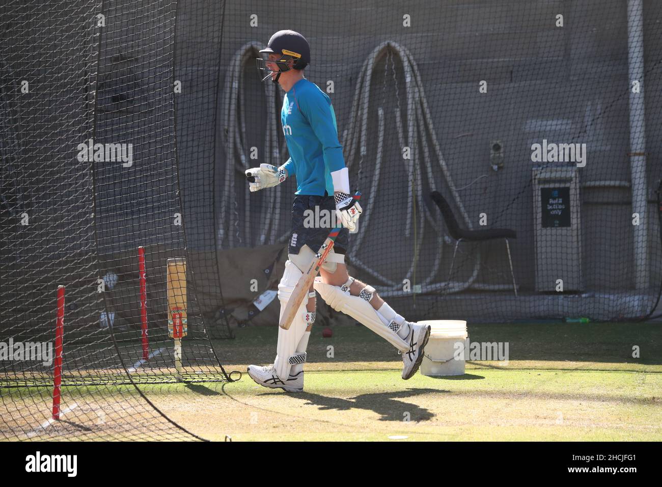 Zak Crawley in Inghilterra durante una sessione di reti al Melbourne Cricket Ground, Melbourne. Data immagine: Giovedì 30 dicembre 2021. Foto Stock