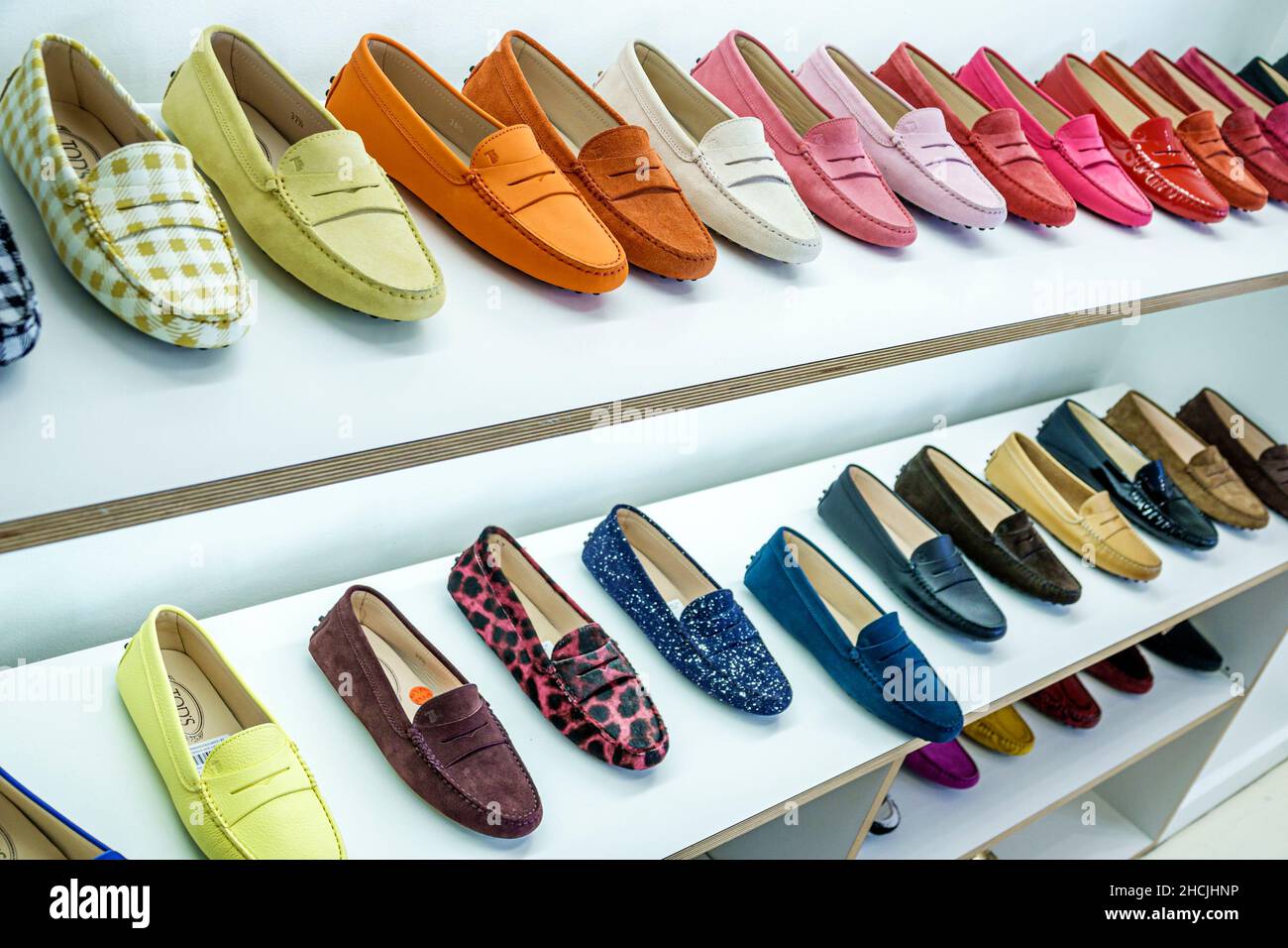 Tods shoes immagini e fotografie stock ad alta risoluzione - Alamy