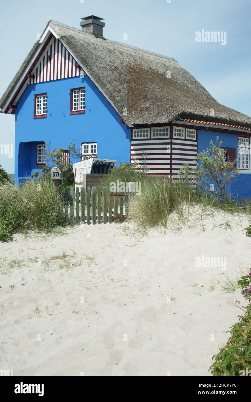 Heiligenhafen, Ostholstein, Germania - ein Kleines Haus am Strand Foto Stock