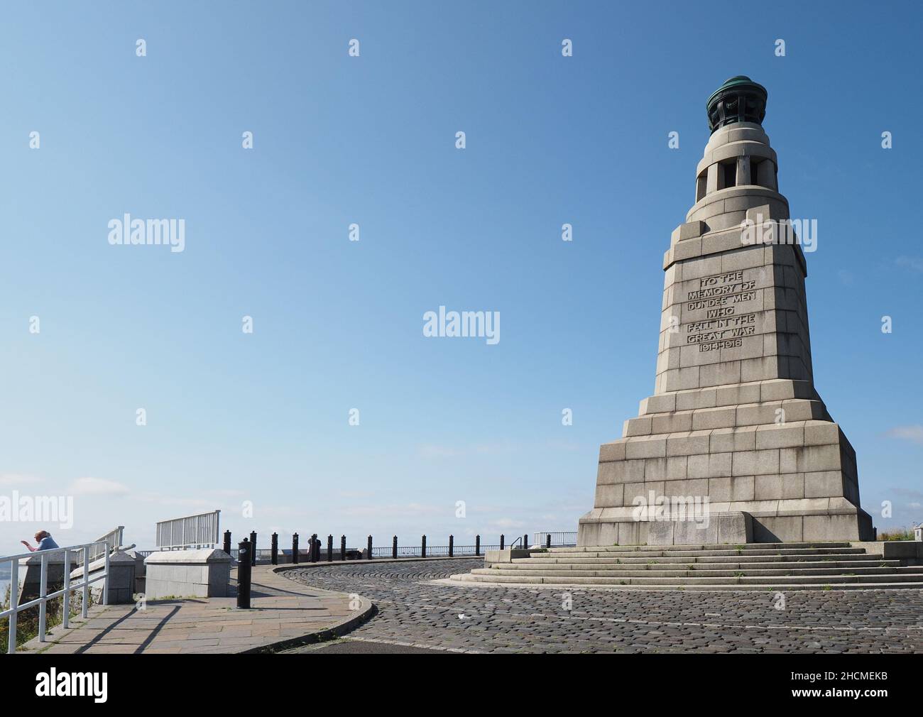 Monumento commemorativo di guerra sulla collina di Dundee Law nella città di Dundee, Scozia. Foto Stock