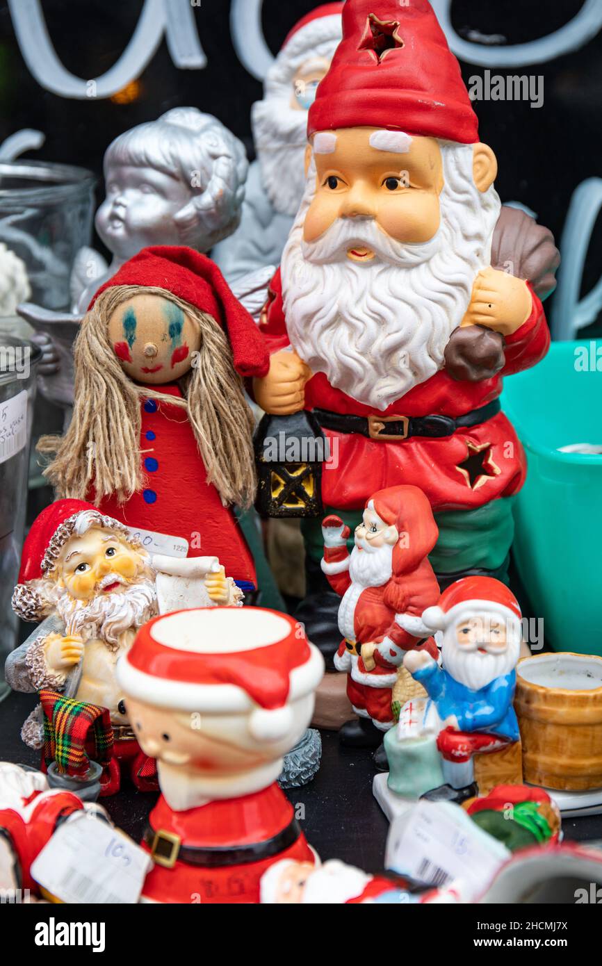 Elfi di Natale in vendita Foto Stock